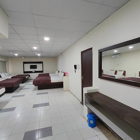 Hotel Heritage Palace Bhuj Bagian luar foto